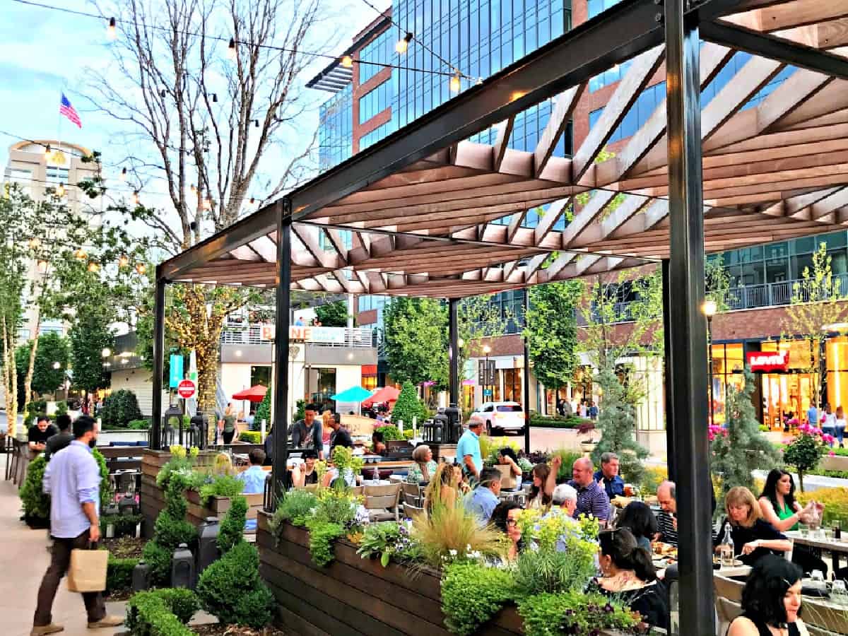 Al fresco dining patio.