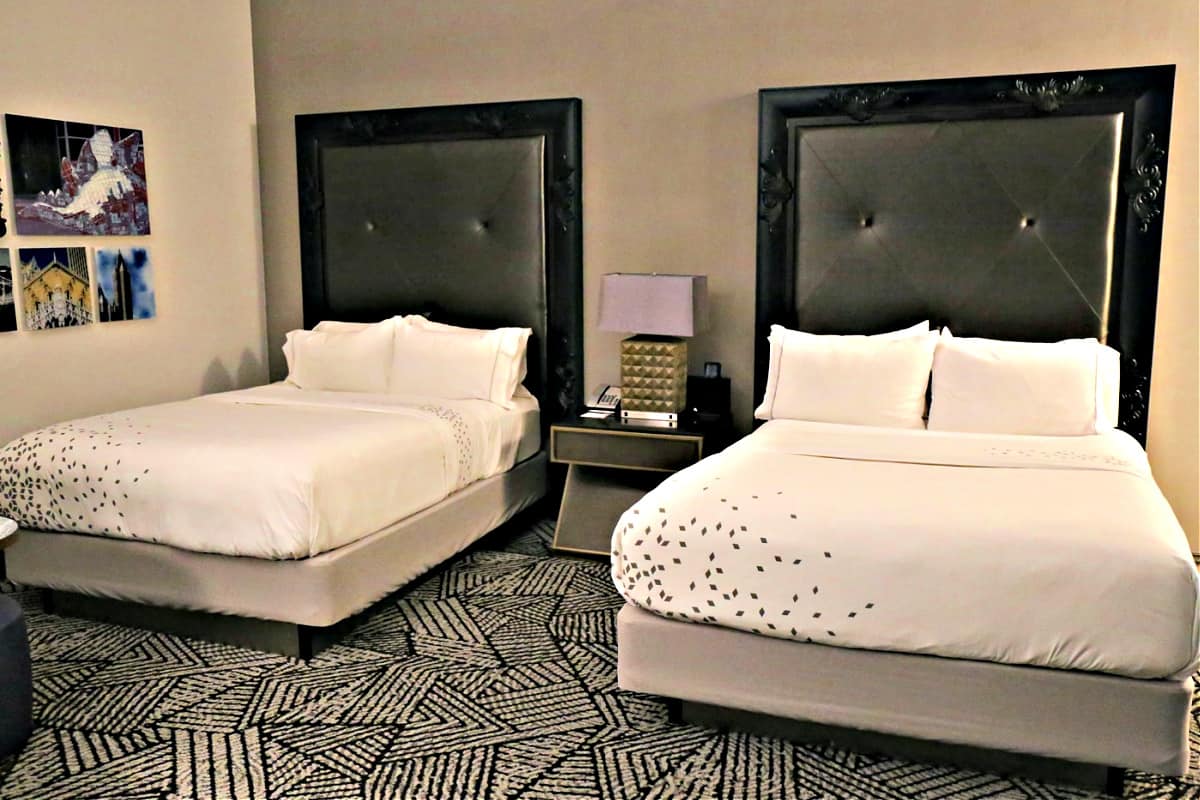 Guest room with two double beds at the Renaissance Pittsburgh Hotel.
