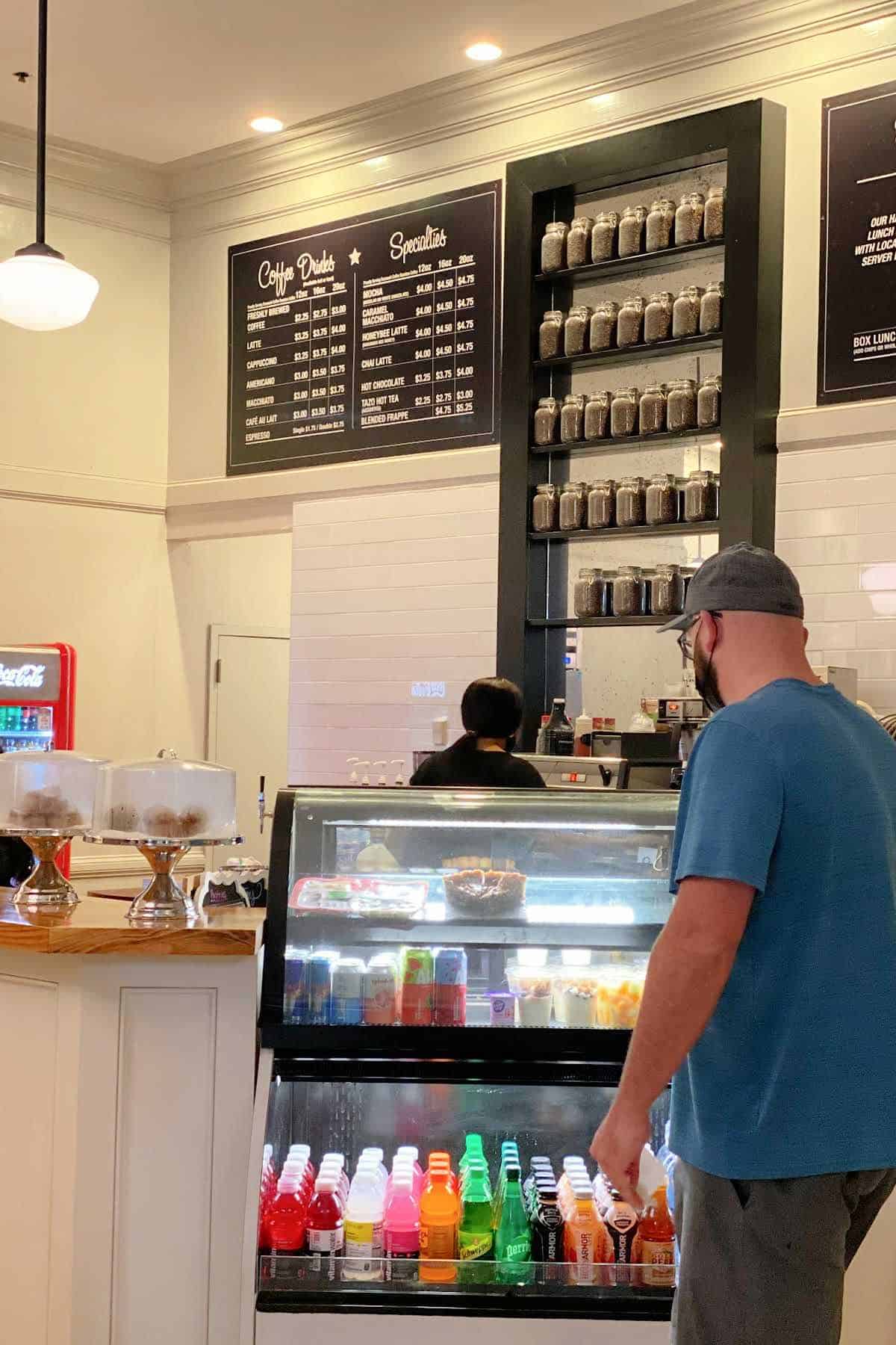 Coffee bar at The DeSoto Savannah where guests can purchase specialty drinks and pastries.