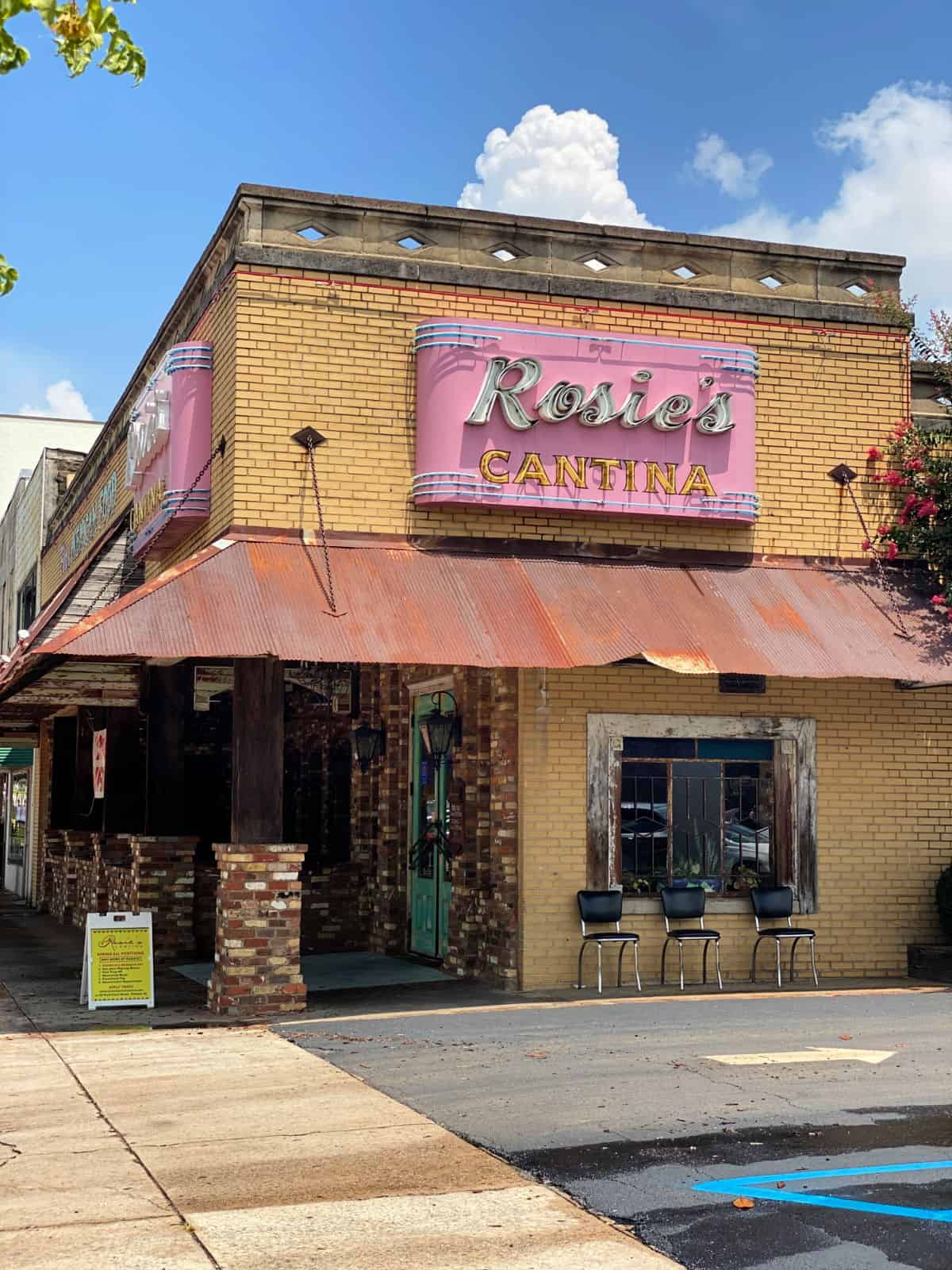 Exterior of Rosie's Cantina, a popular Mexican restaurant in downtown Florence, Alabama, known for Tex-Mex favorites and its location near the University of North Alabama.